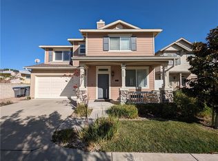 951 Blackberry Ln, Carson, CA 90746