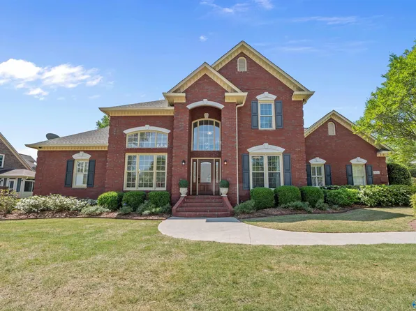 3104 Honors Row SE, Owens Cross Roads, AL 35763