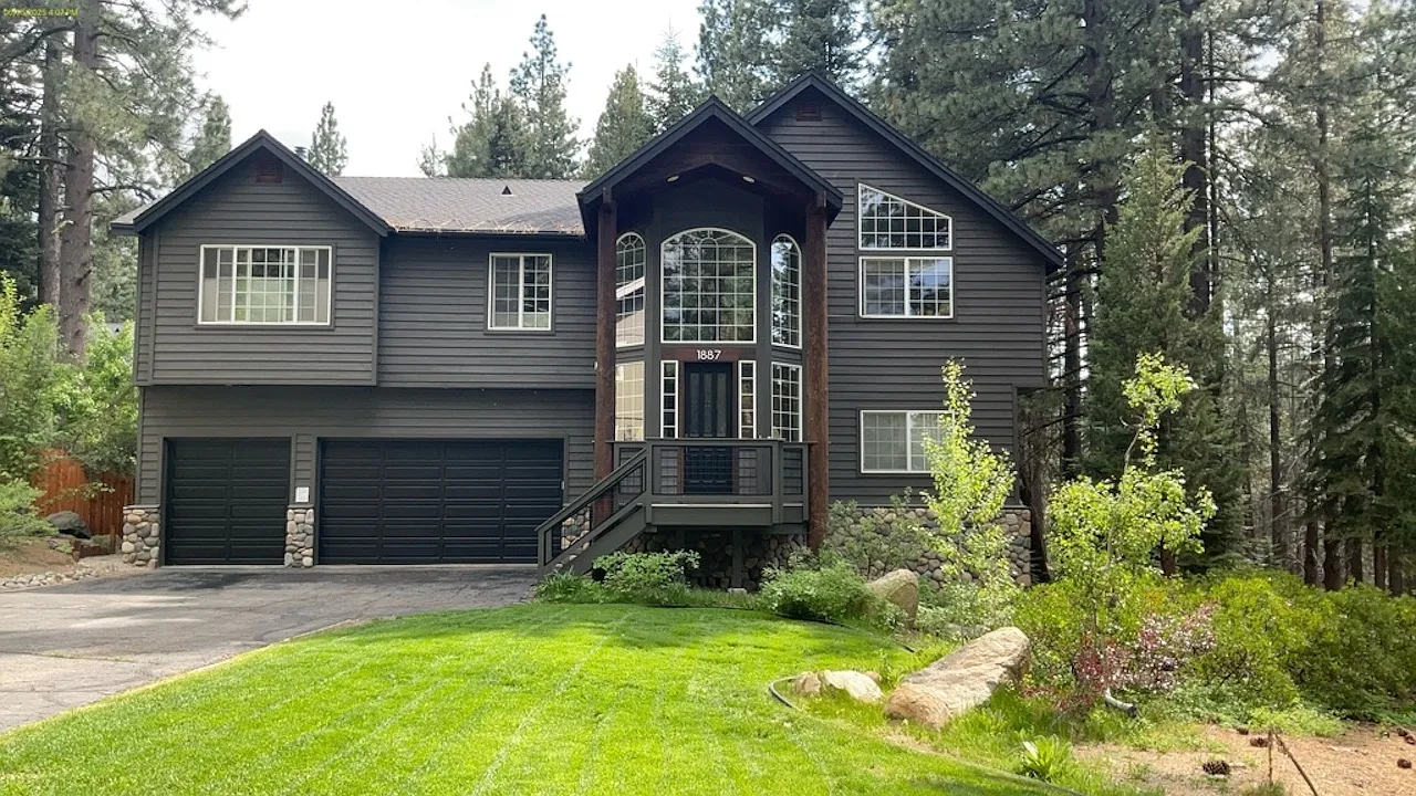 Bella Coola Dr, South Lake Tahoe — Photo 1