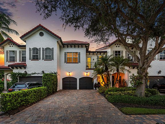 4th image of 828 ESTUARY Way