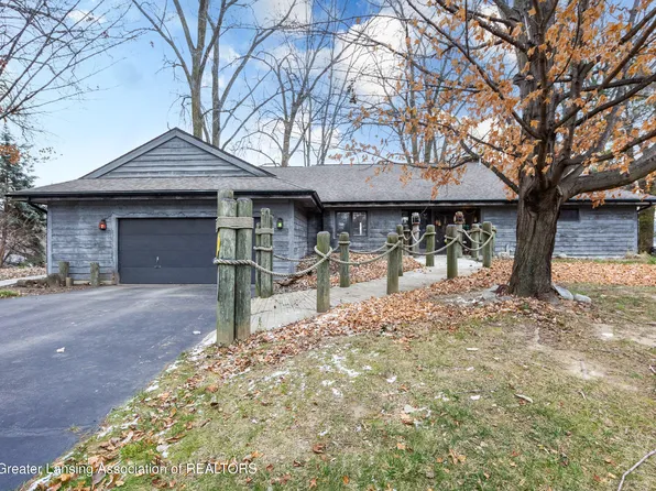 (undisclosed Address), Laingsburg, MI 48848