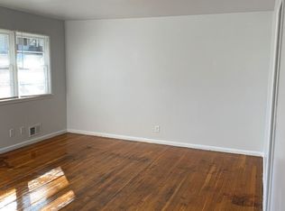 1522 S Home Ave, Independence, MO 64052
