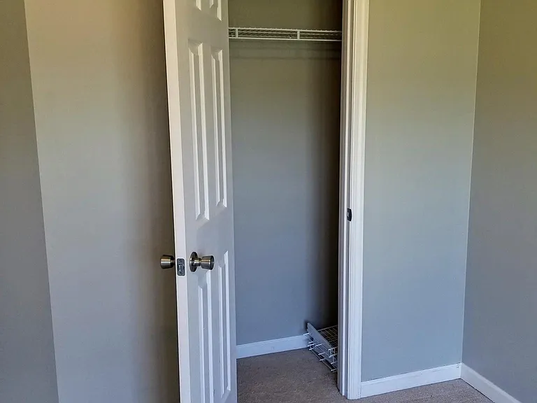 111 Nathan Dr — Photo 42