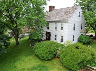 1115 Briarcliff Trl, Brookfield, WI 53045