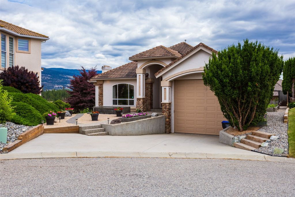 3080 Quail Cres, Kelowna, BC - View 3