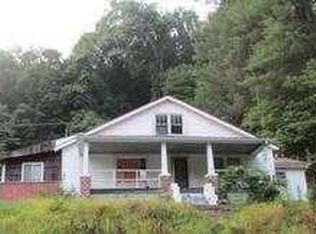 5907 N Fork Rd, Pound, VA 24279