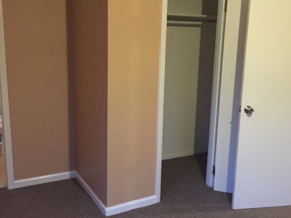 5th image of 313 Hedgewood Dr #1