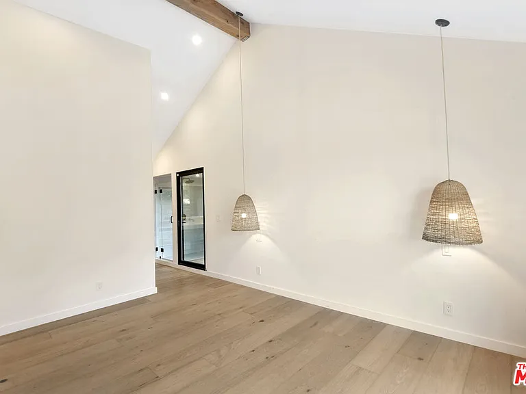 24728 Vantage Point Ter — Photo 16