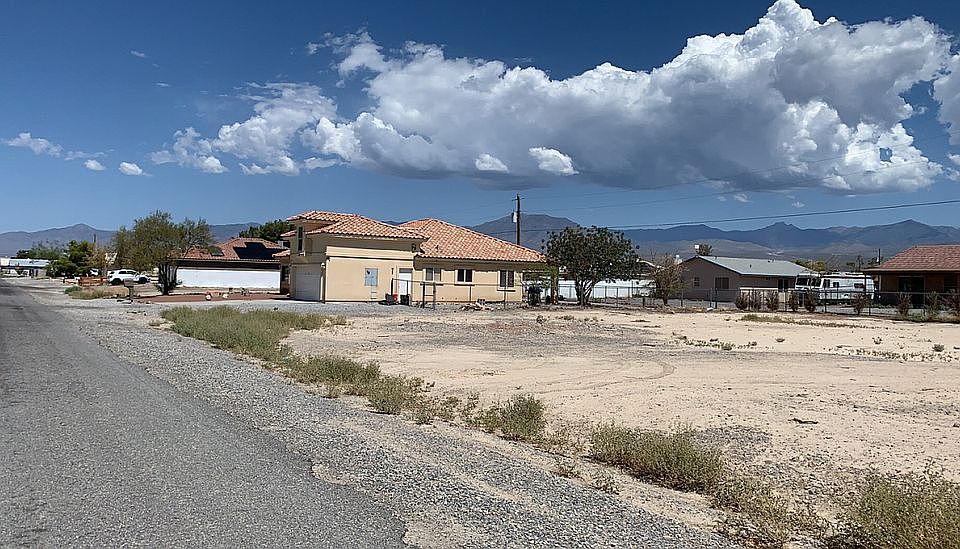 1st image of 2041 Idaho St