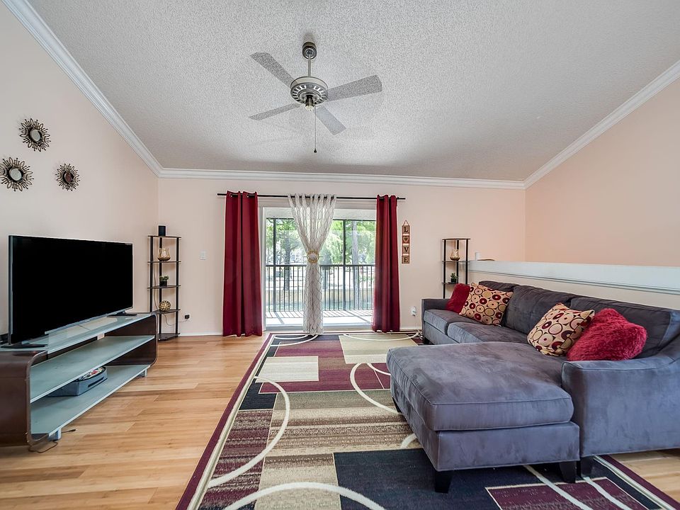 1st image of 3089 N Oakland Forest Drive #204