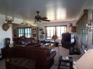 7093 Hack Rd, Saline, MI 48176