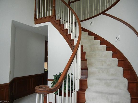 2nd image of 8466 Camden Ct