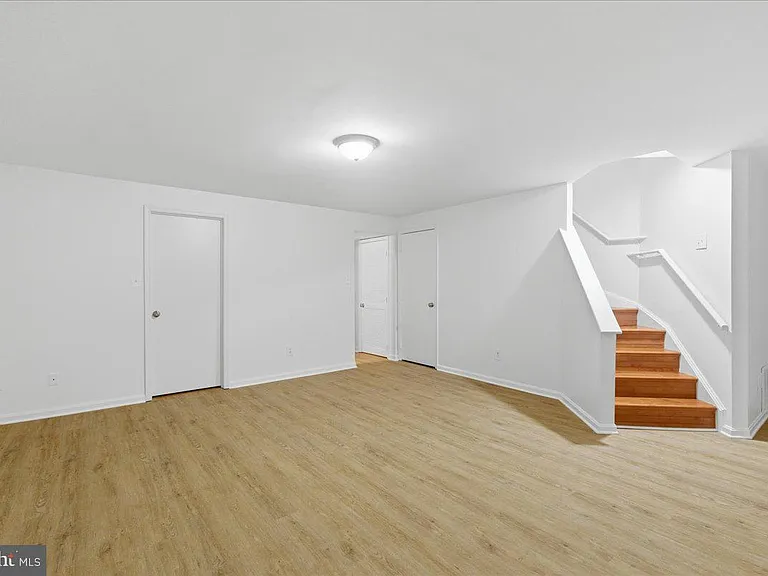 6129 Kendra Way — Photo 27