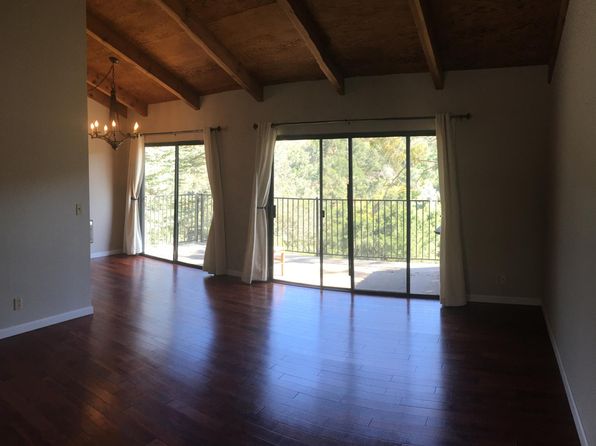 1027 Miramonte Dr