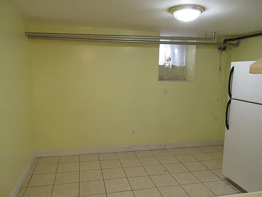 Rented by Windsor Homes Realty Corp | media 9