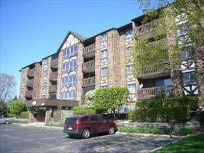 10420 Circle Dr APT 13B, Oak Lawn, IL, 60453