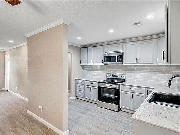 3rd image of 5350 Berard Cir