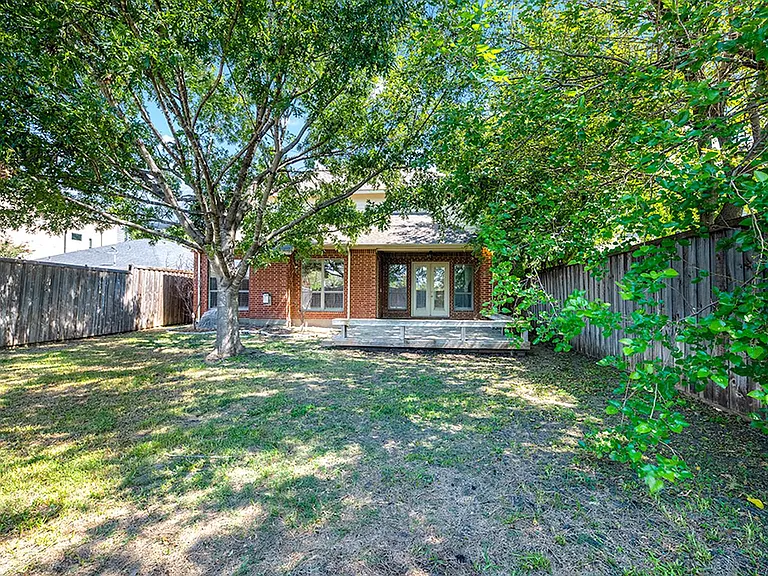 2221 Madera St — Photo 21
