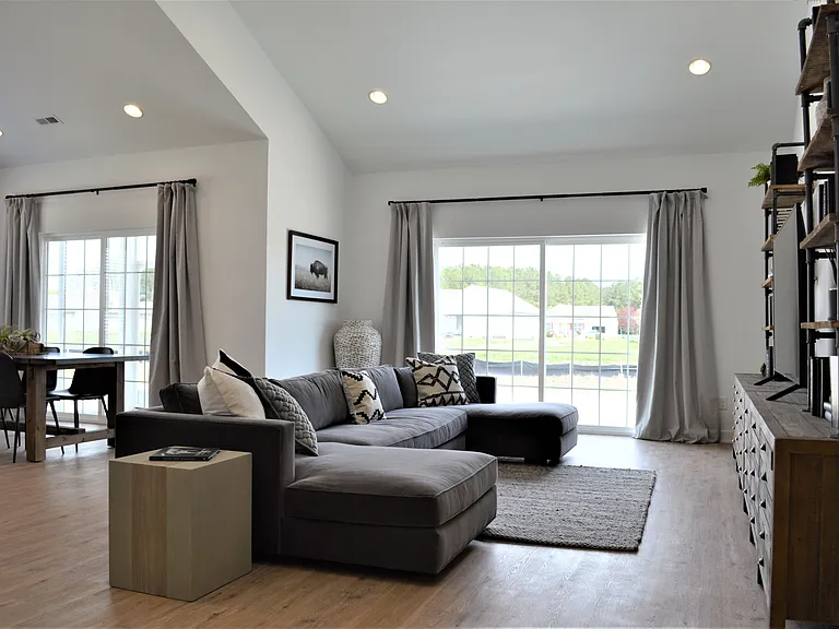 Heron Bay Rental Homes — Photo 9