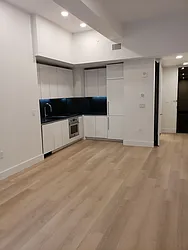 Rented by Metro Loft Management