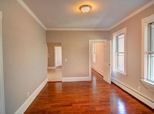 20 Chelsea St #3U, Boston, MA 02128