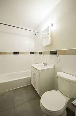 Rented by Level Group | media 11