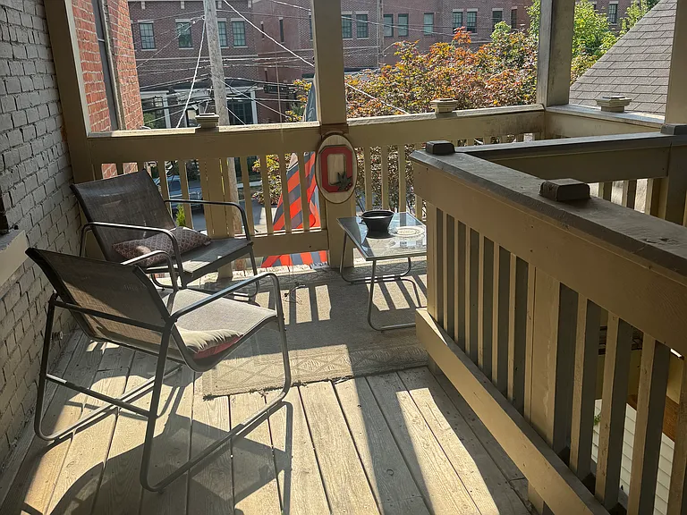 889 S Front St — Photo 9
