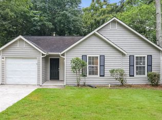 6052 Creekford Dr, Lithonia, GA 30058