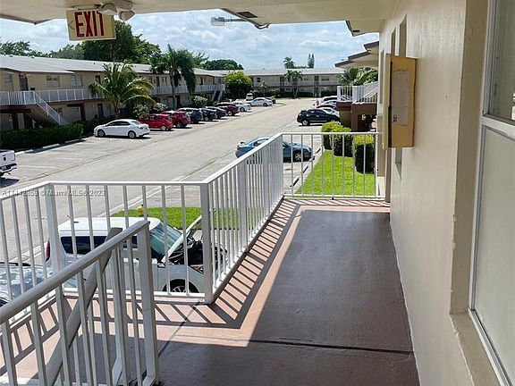 3rd image of 7205 NW 4th Pl APT 202