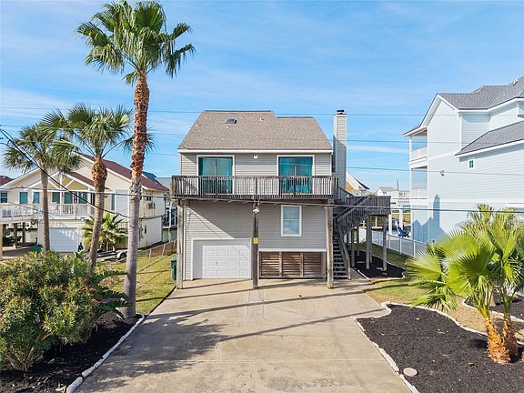 2nd image of 21812 Frio Dr