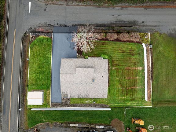 4th image of 112 Galaxie Road