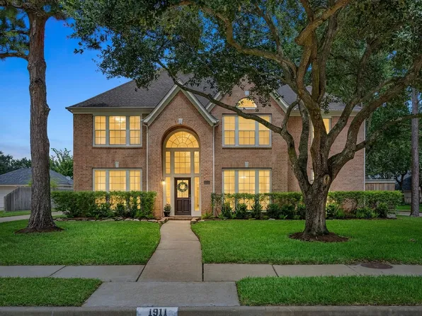 1911 Hartglen Cir, Katy, TX 77450
