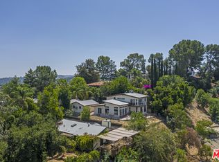 5051 Medina Rd, Woodland Hills, CA 91364