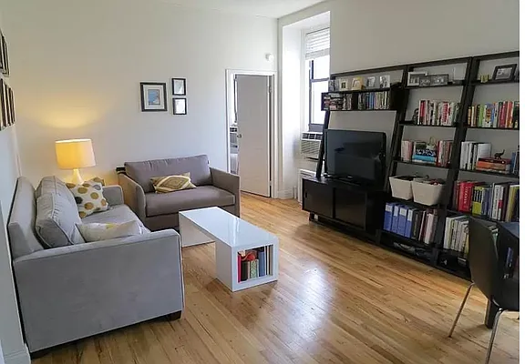 Rented by Buchbinder & Warren | media 5