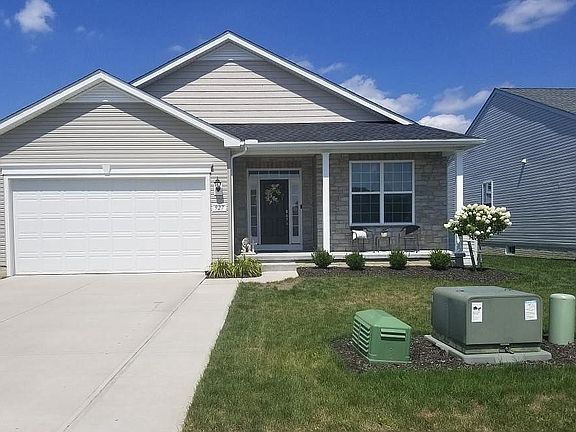 3rd image of 927 Longitude Ln