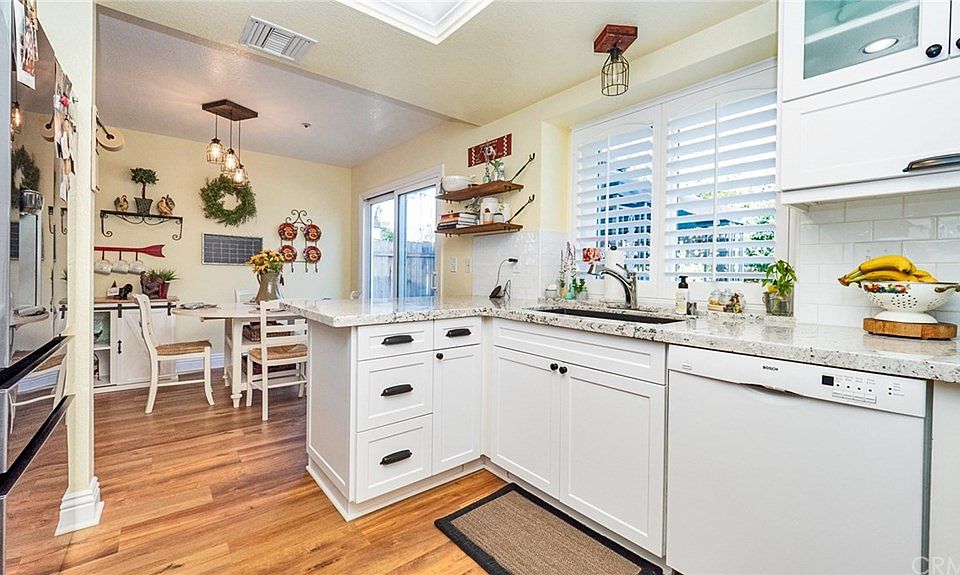 1st image of 13630 Kings Canyon Ct