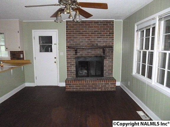 4th image of 11310 Dellcrest Dr SE
