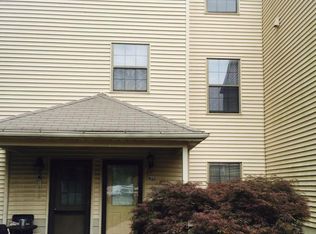 400 Larkspur Ln, Jackson, NJ