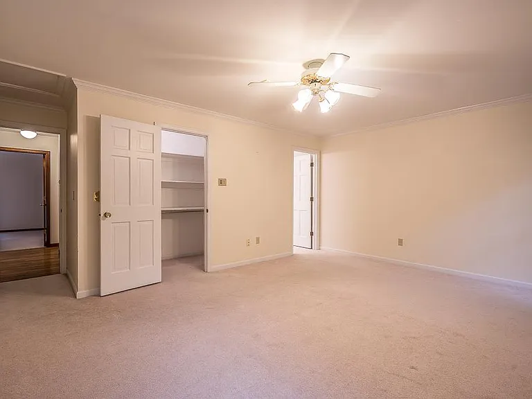 14349 Cypress Hill Dr — Photo 22