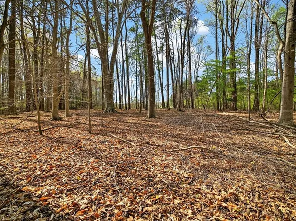 116AC Lake Kilby Rd, Suffolk, VA 23434