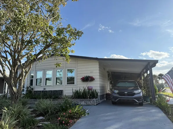 1957 Warwick Hills Dr #1085, Orlando, FL 32826