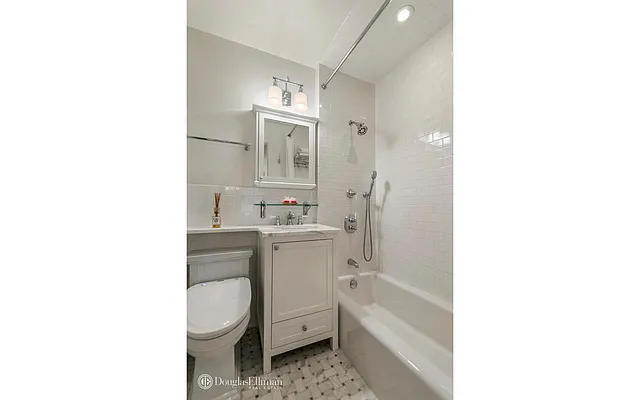 Rented by Owner | media 22