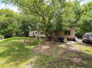 916 Halfmoon Cres, Lutz, FL 33548