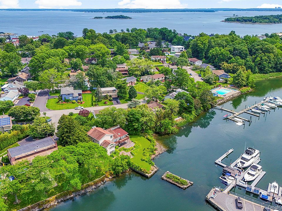 1st image of 31 Clover Place