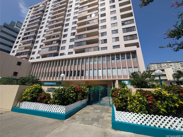 750 Kaheka St APT 606, Honolulu, HI 96814
