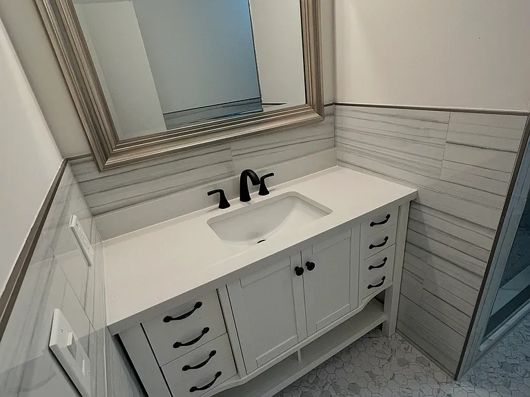 290 Grace Ave #3 — Photo 1
