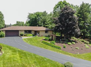 8809 Greenfield Dr, Belvidere, IL 61008