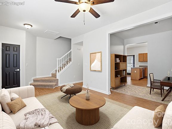 4th image of 5315 Jocelyn Ln