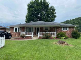 147 Main St, Wayne, WV 25570