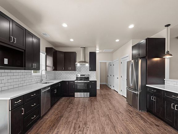 5th image of 61 Meadow Creek Way